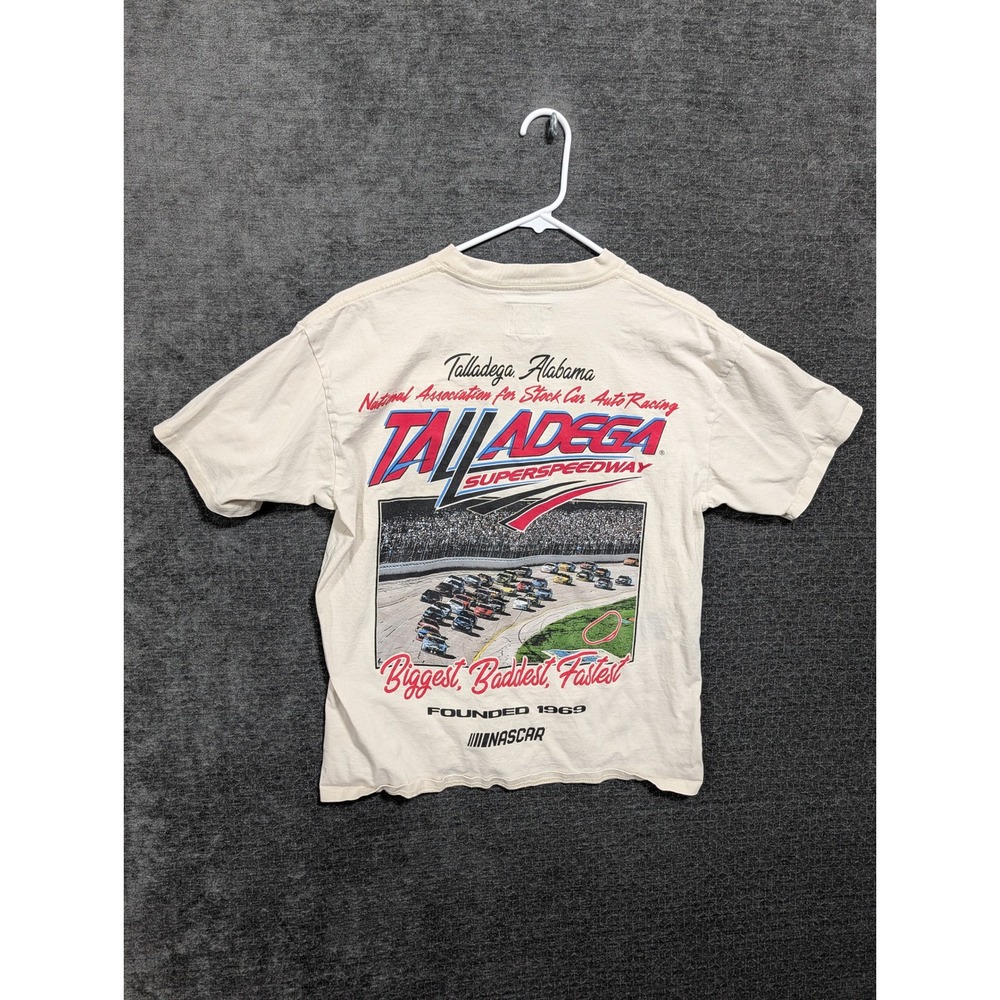 Tillys NASCAR Talladega Superspeedway Graphic T-Shirt Cream Mens MD